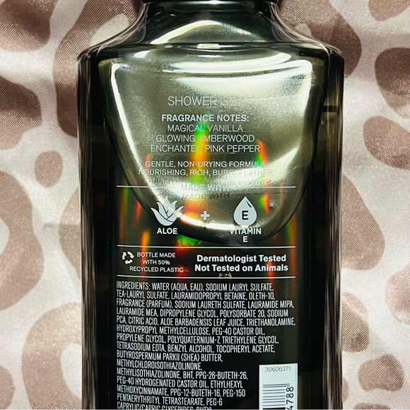 Bath & Body Works Shower Gel Wicked Vanilla Woods - Picture 2 of 2